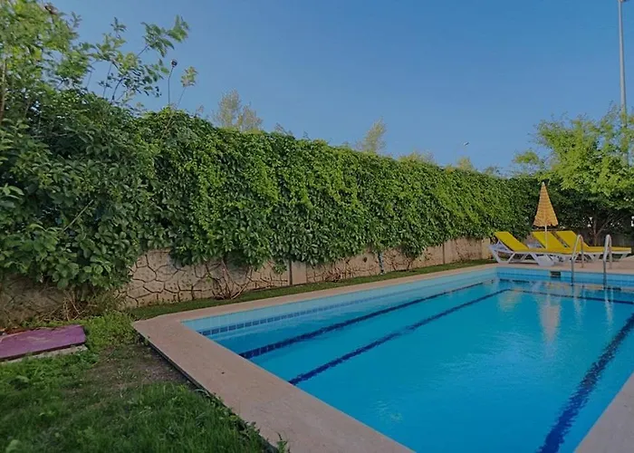Detached With Private Pool In Calista Вилла
