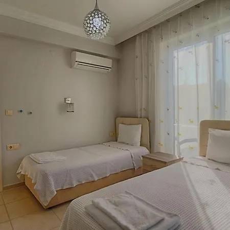 Villa Detached With Private Pool In çalışta